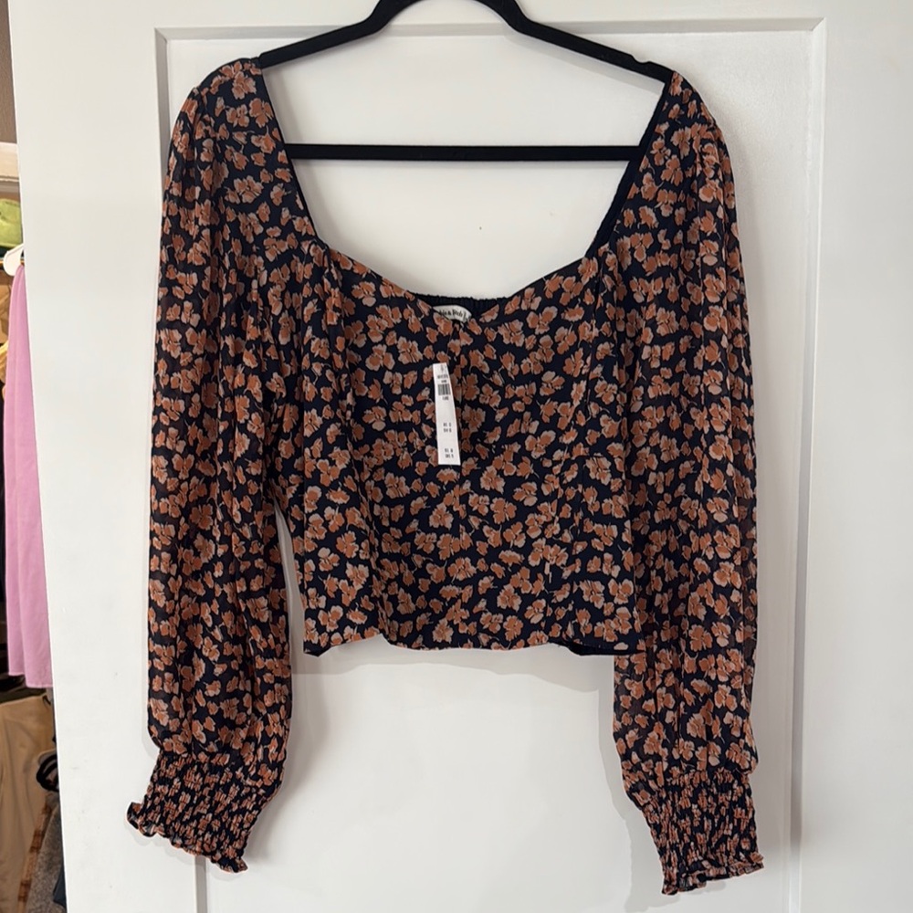 NWT Abercrombie & Fitch Floral Cropped Chiffon Blouse
